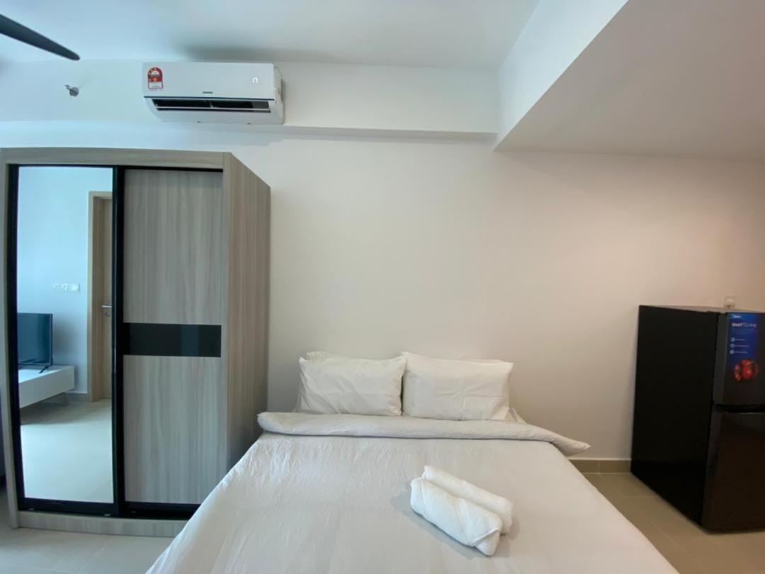 Nj Homestay @ Colony By Infinitum Kuala Lumpur Extérieur photo