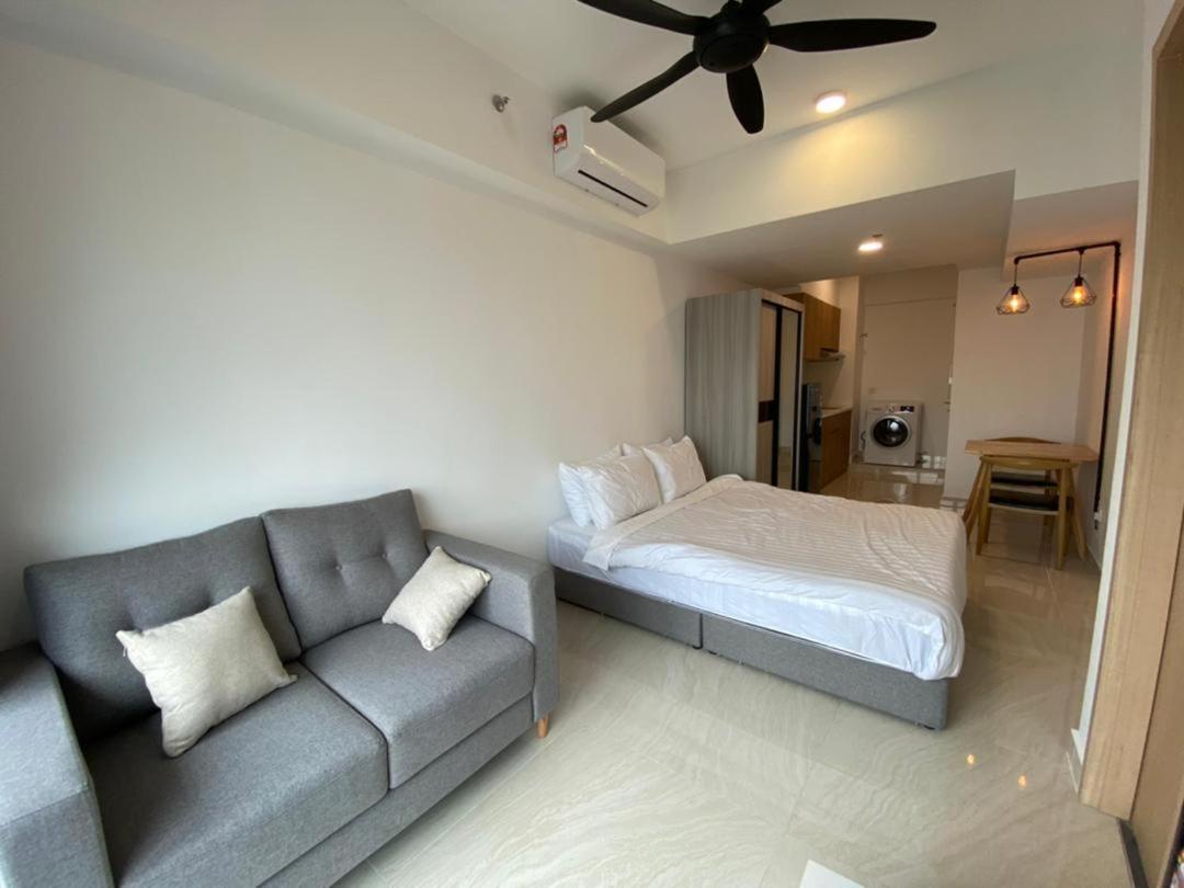 Nj Homestay @ Colony By Infinitum Kuala Lumpur Extérieur photo