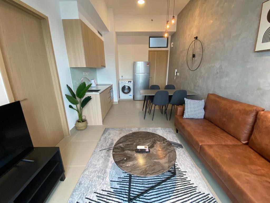 Nj Homestay @ Colony By Infinitum Kuala Lumpur Extérieur photo