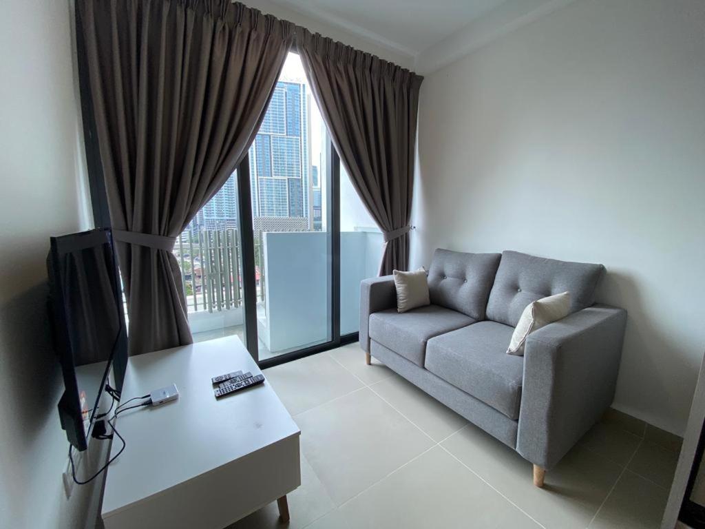 Nj Homestay @ Colony By Infinitum Kuala Lumpur Extérieur photo