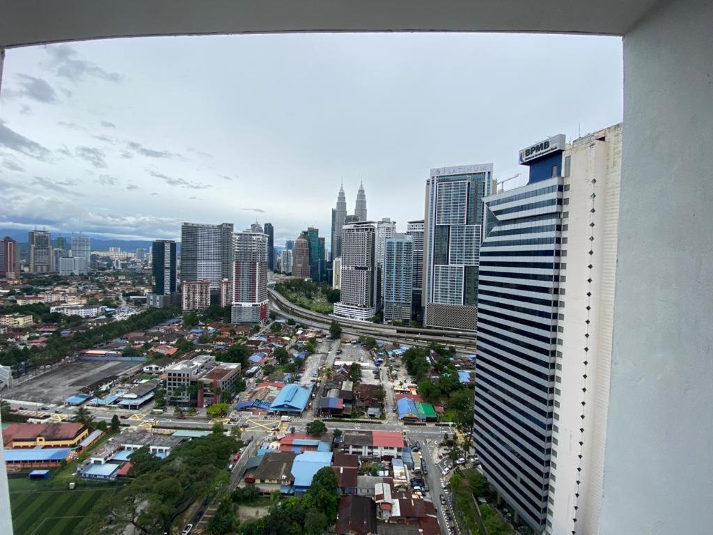 Nj Homestay @ Colony By Infinitum Kuala Lumpur Extérieur photo